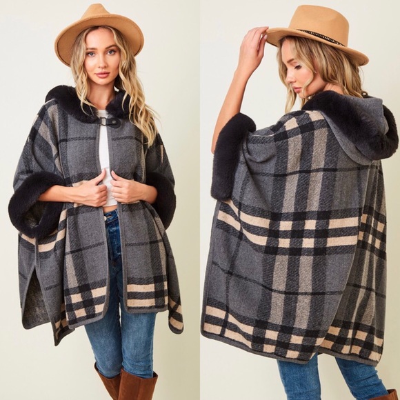 Gray & Cream Plaid Fur Trimmed Hooded Poncho Cape - Picture 4 of 8
